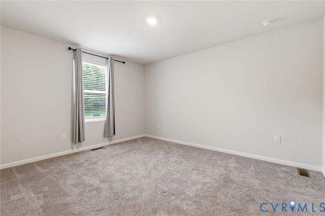 3605 Roselawn Ter, Hopewell, VA 23860