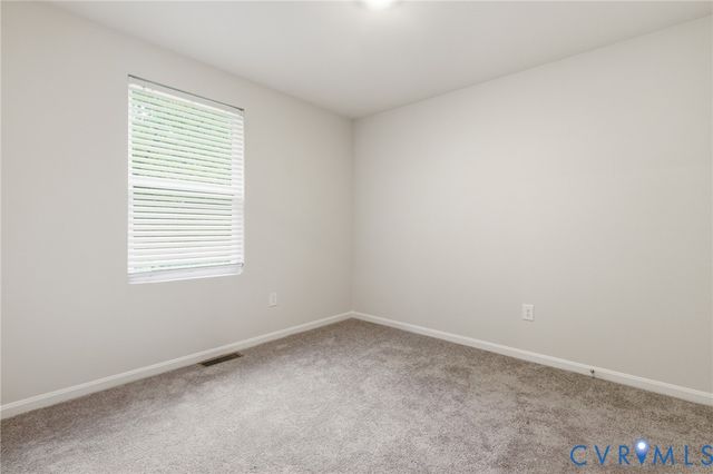 3605 Roselawn Ter, Hopewell, VA 23860