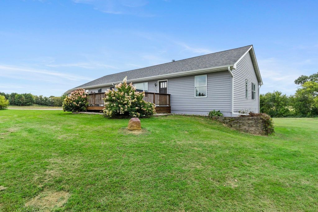 3382 Highway 95 NW, Cambridge, MN 55008 — photo 2
