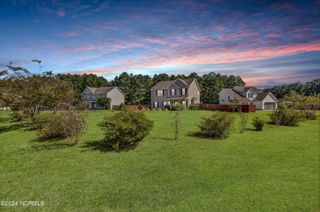 133 Azalea Plantation Boulevard, Maysville, NC 28555