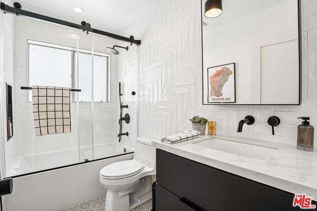 446 San Vicente Boulevard 202, Santa Monica, CA 90402