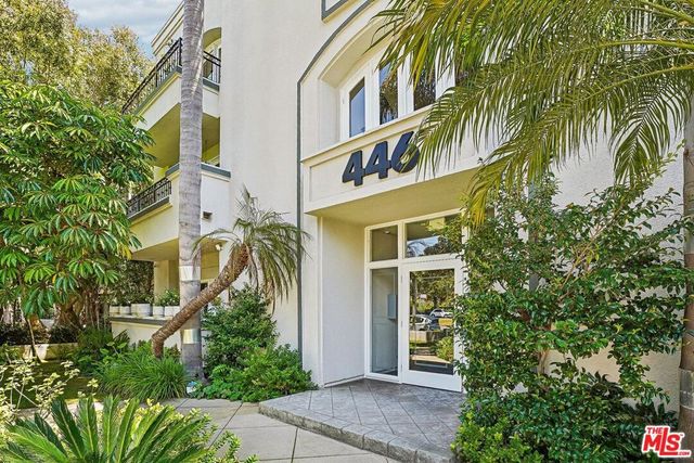 446 San Vicente Boulevard 202, Santa Monica, CA 90402