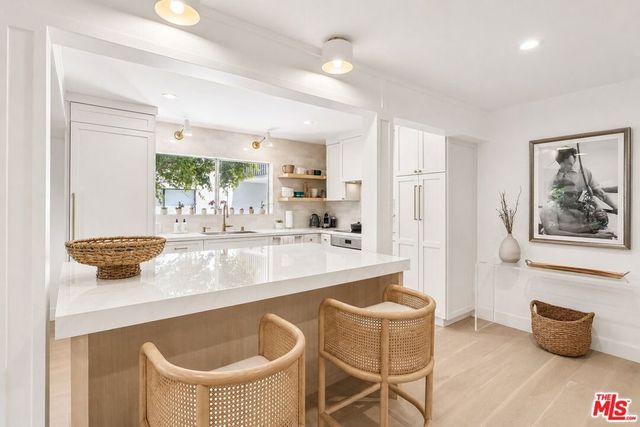 446 San Vicente Boulevard 202, Santa Monica, CA 90402