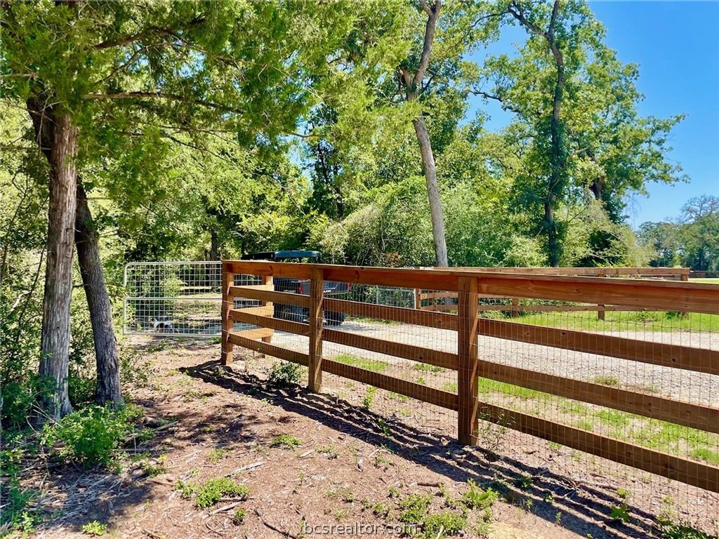 9226 Stetson Drive, Normangee, TX 77871 — photo 3