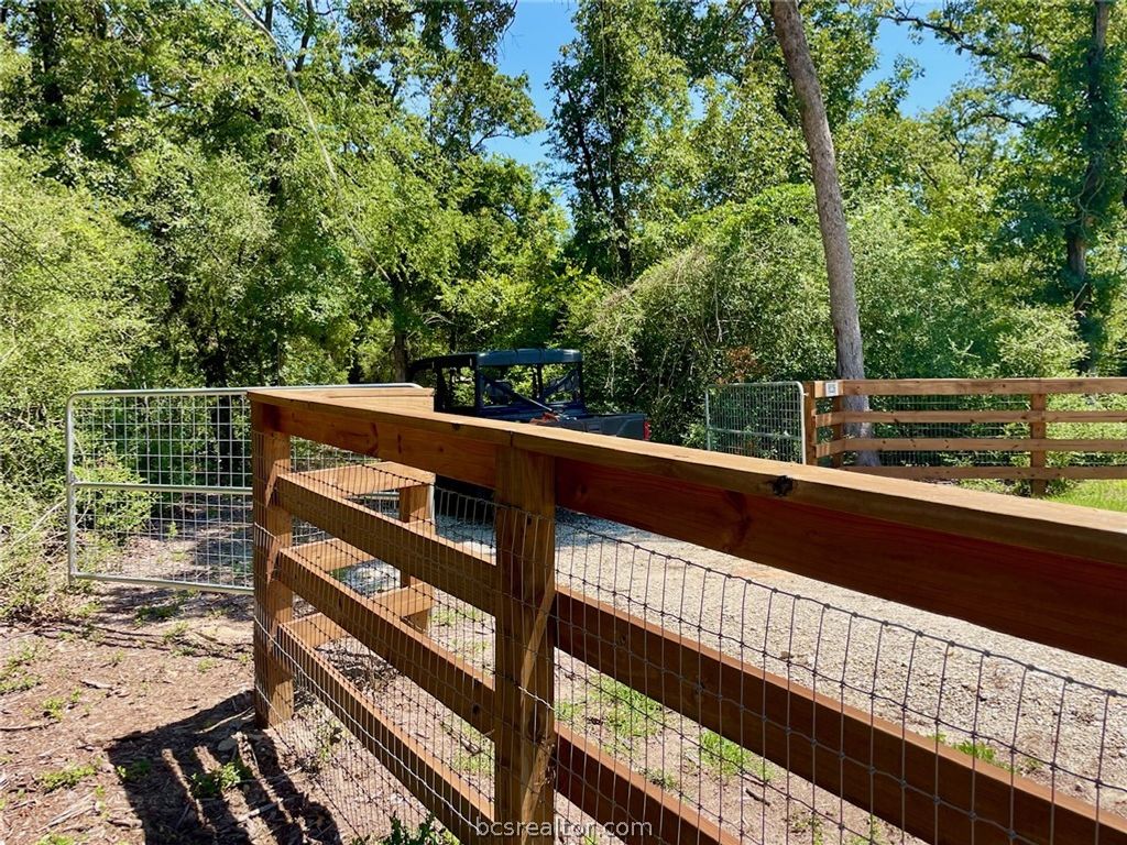 9226 Stetson Drive, Normangee, TX 77871 — photo 5