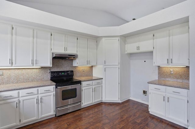 901 Appalosa Way, Tracy, CA 95376