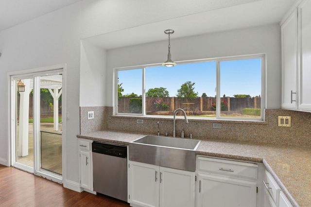 901 Appalosa Way, Tracy, CA 95376