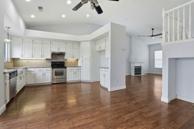 901 Appalosa Way, Tracy, CA 95376