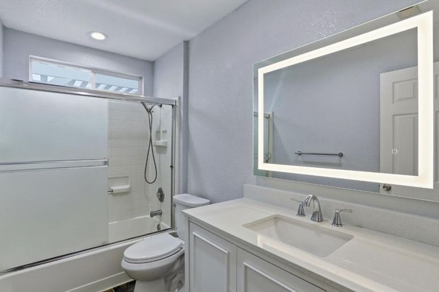 901 Appalosa Way, Tracy, CA 95376