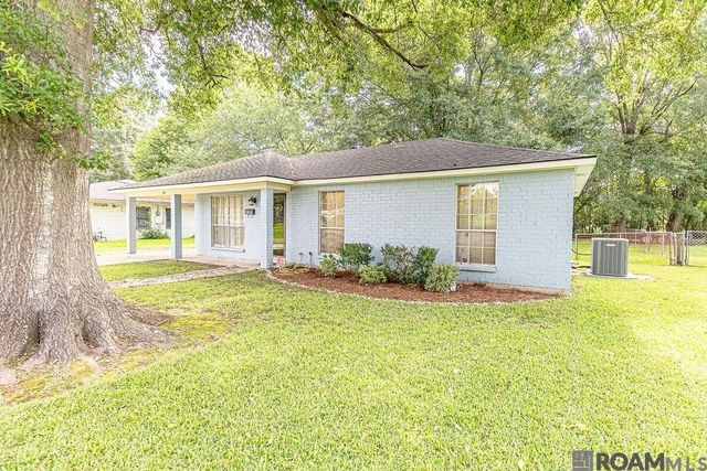 826 Myrtle St, Baker, LA 70714