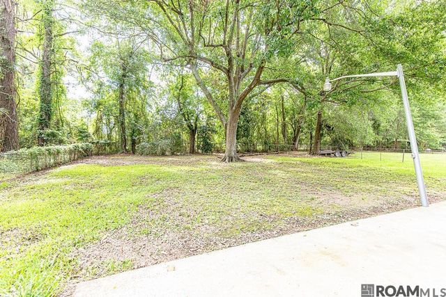 826 Myrtle St, Baker, LA 70714