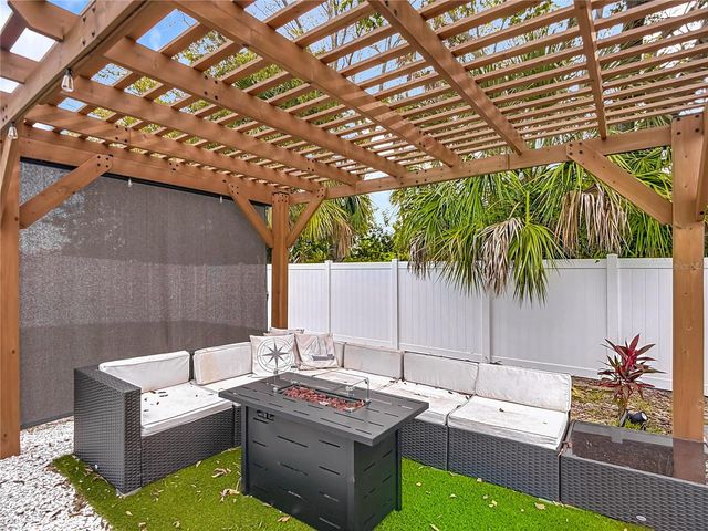 4462 RUDDER WAY, New Port Richey, FL 34652