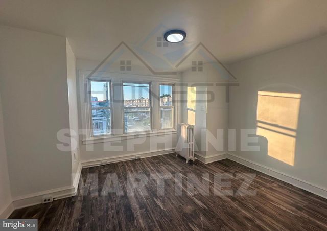 5319 CHARLES ST, Philadelphia, PA 19124