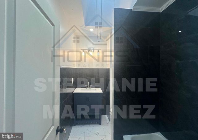 5319 CHARLES ST, Philadelphia, PA 19124
