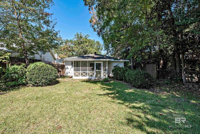 758 Prospect Avenue, Fairhope, AL 36532