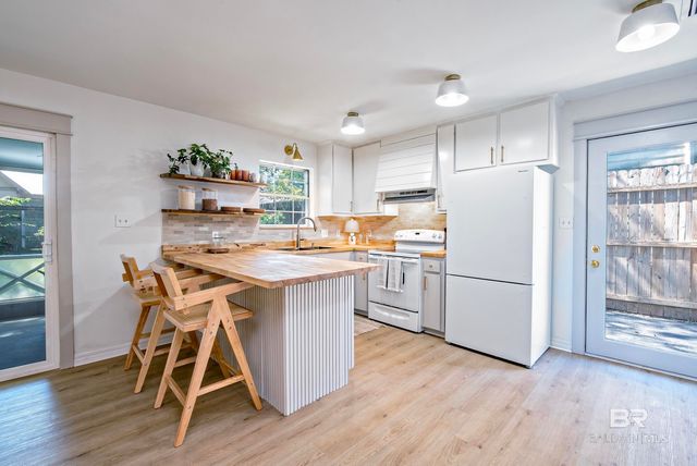 758 Prospect Avenue, Fairhope, AL 36532