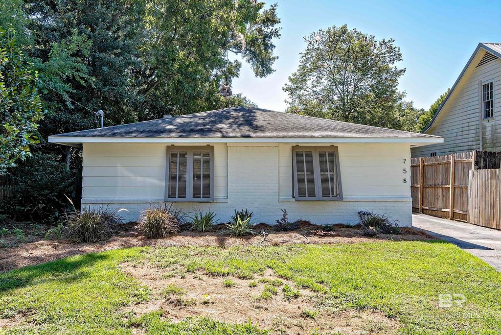 758 Prospect Avenue, Fairhope, AL 36532