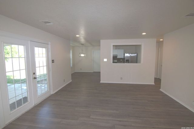 334 Tres Caminos, San Antonio, TX 78245