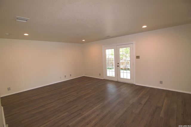 334 Tres Caminos, San Antonio, TX 78245