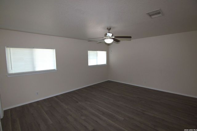 334 Tres Caminos, San Antonio, TX 78245