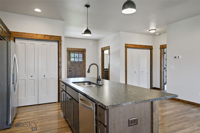 1304 Ingomar Boulevard, Belgrade, MT 59714
