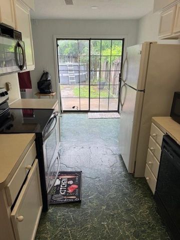 12949 Shannon Hills Drive, Houston, TX 77099