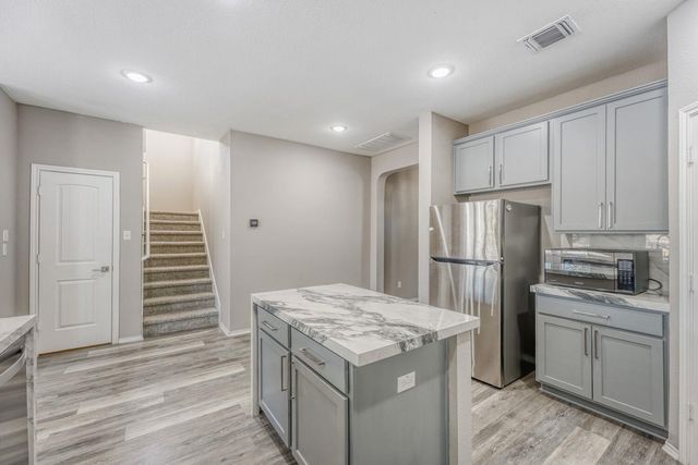 198 Danish DR 39, Hutto, TX 78634