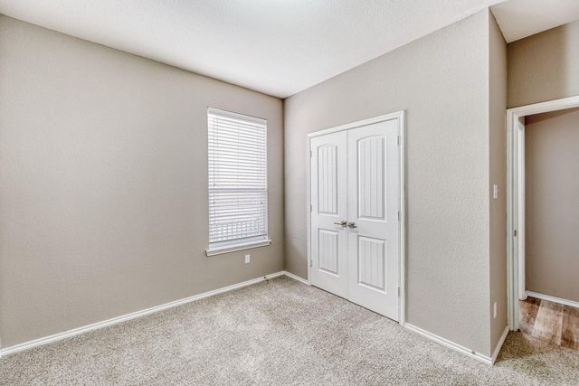 198 Danish DR 39, Hutto, TX 78634