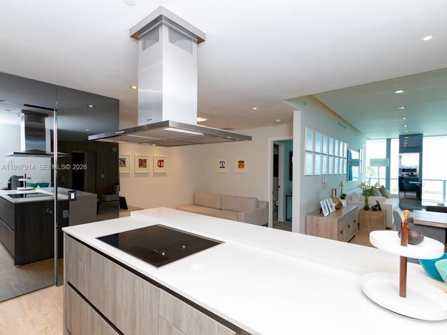 360 Ocean Drive 304S, Key Biscayne, FL 33149