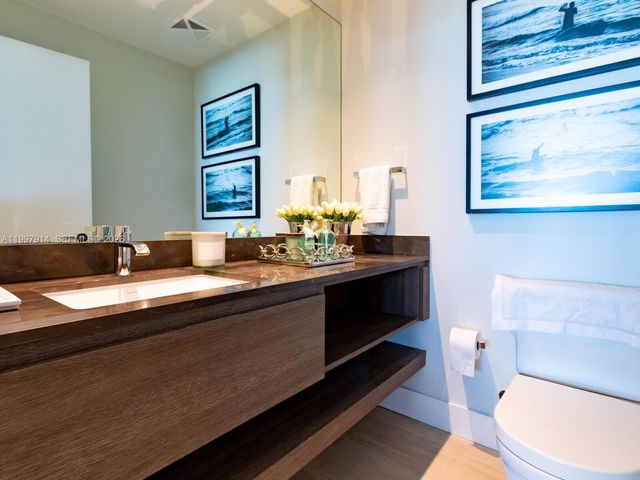 360 Ocean Drive 304S, Key Biscayne, FL 33149