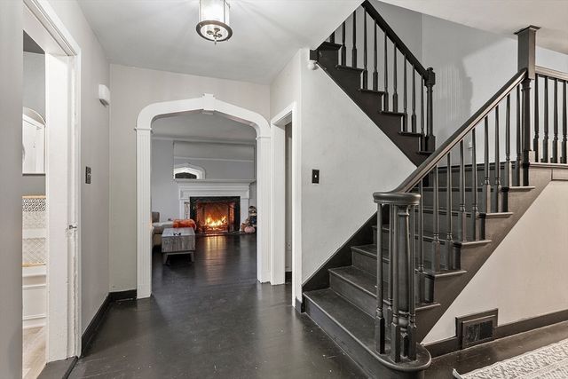 24 Berkshire St, Fitchburg, MA 01420