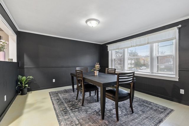 24 Berkshire St, Fitchburg, MA 01420