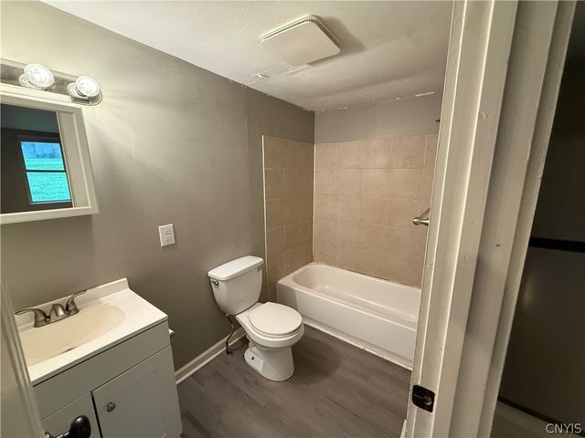 4822 West Seneca 5, Onondaga, NY 13215
