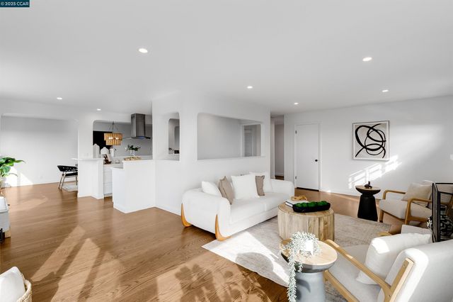 5949 Arlington Blvd, Richmond, CA 94805