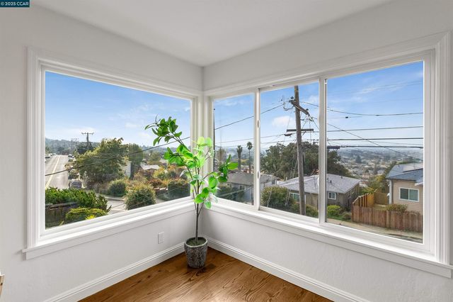 5949 Arlington Blvd, Richmond, CA 94805