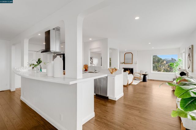 5949 Arlington Blvd, Richmond, CA 94805