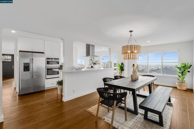 5949 Arlington Blvd, Richmond, CA 94805