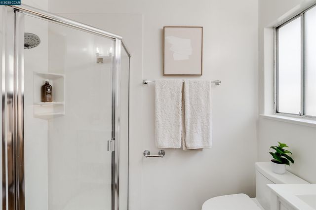 5949 Arlington Blvd, Richmond, CA 94805