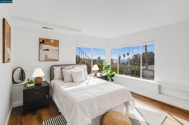 5949 Arlington Blvd, Richmond, CA 94805