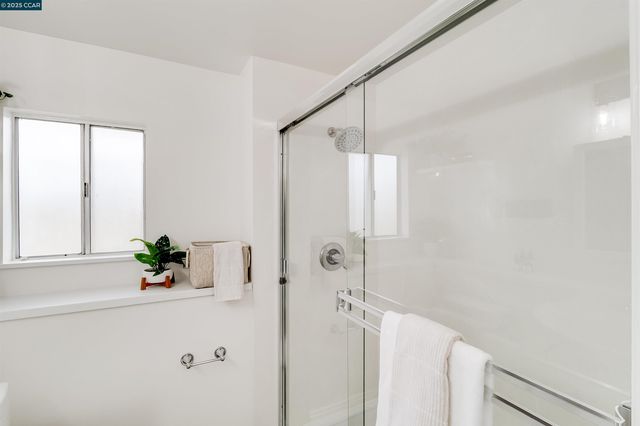 5949 Arlington Blvd, Richmond, CA 94805