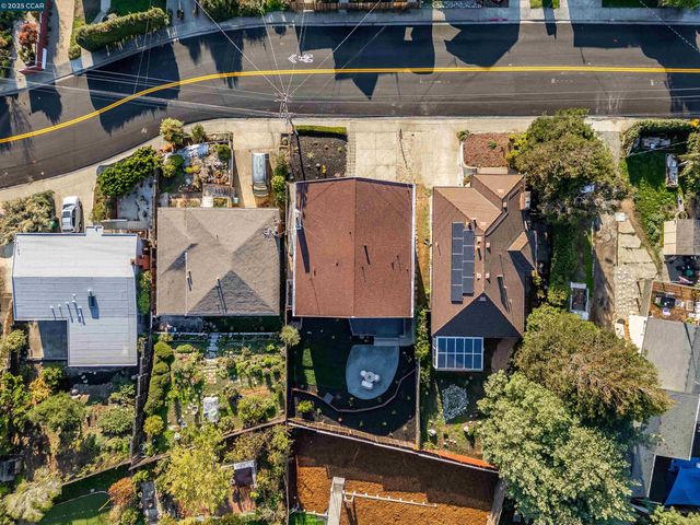 5949 Arlington Blvd, Richmond, CA 94805