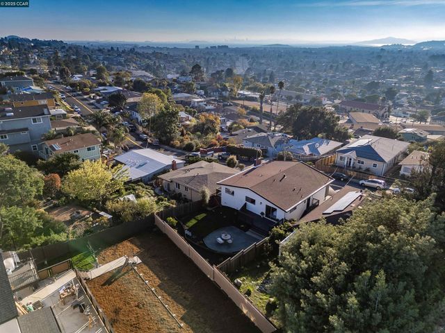 5949 Arlington Blvd, Richmond, CA 94805