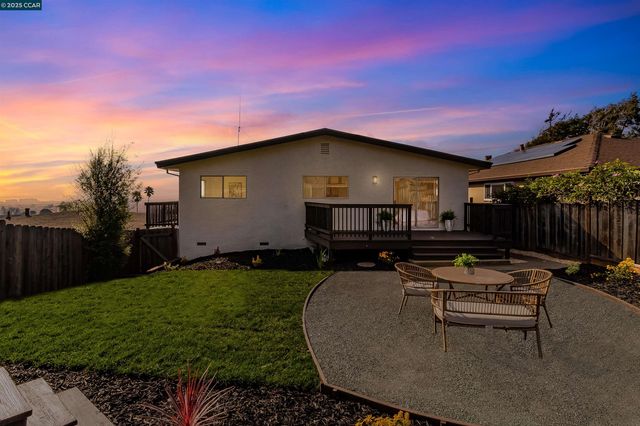 5949 Arlington Blvd, Richmond, CA 94805