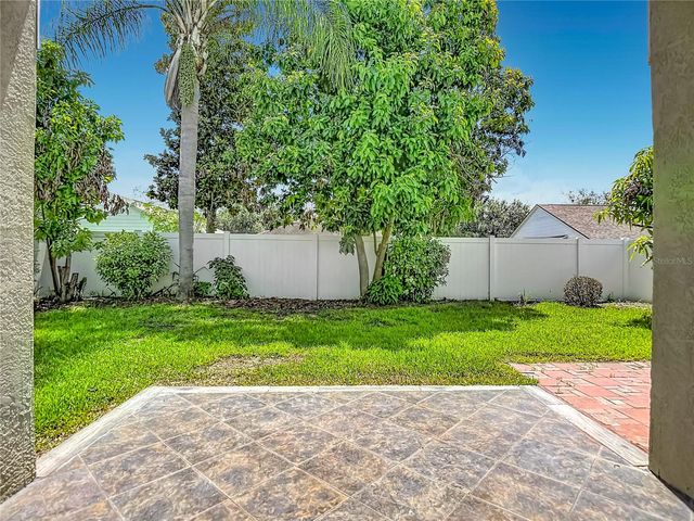 805 LESA GLEN PLACE, Brandon, FL 33510