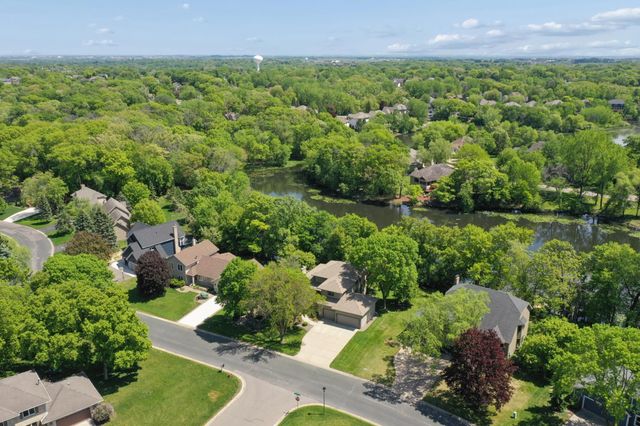 10190 170th Street W, Lakeville, MN 55044