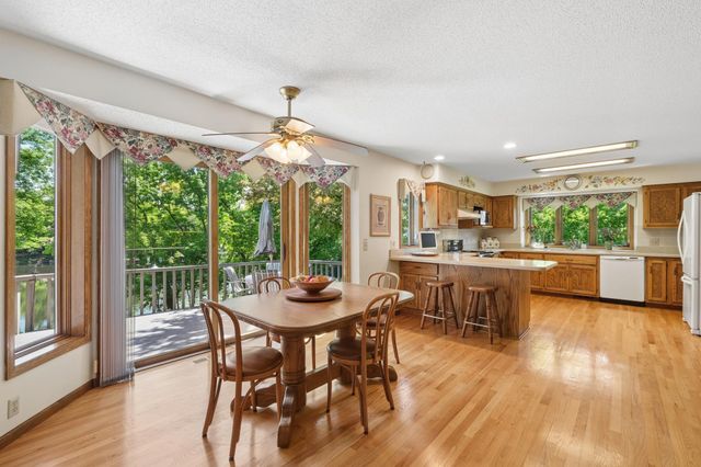 10190 170th Street W, Lakeville, MN 55044