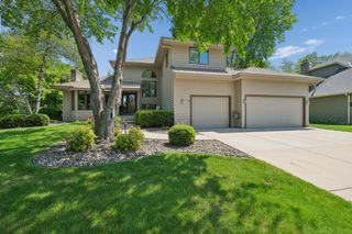 10190 170th Street W, Lakeville, MN 55044