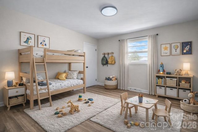 1231 2nd Street SE, Hickory, NC 28602