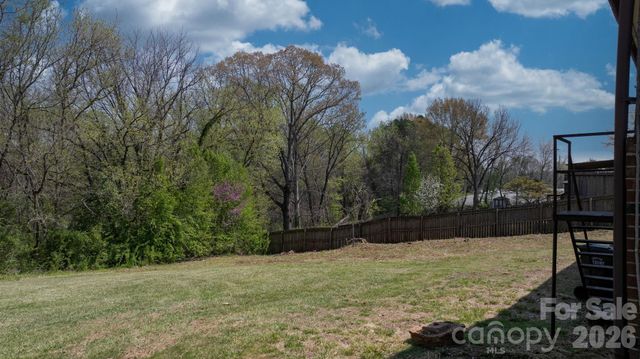 1231 2nd Street SE, Hickory, NC 28602