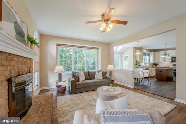 1327 MURRAY DOWNS WAY, Reston, VA 20194